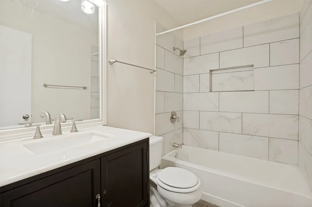 1421 Logan Drive Lancaster, TX 75146