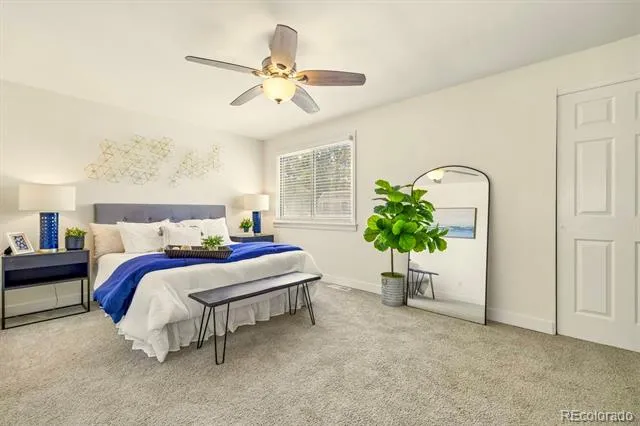 2906 S Parker Court Aurora, CO 80014