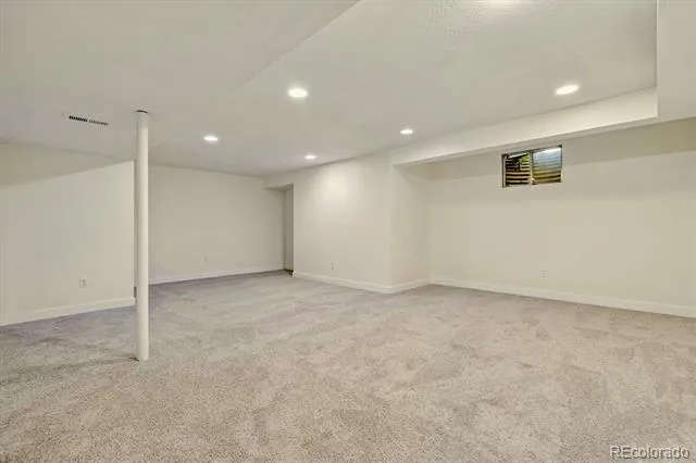 2906 S Parker Court Aurora, CO 80014