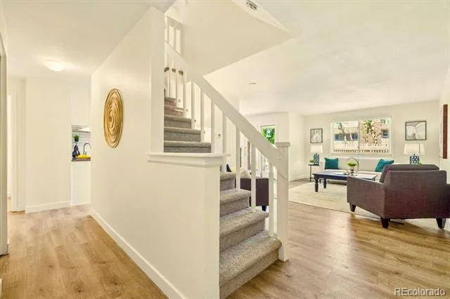 2906 S Parker Court Aurora, CO 80014