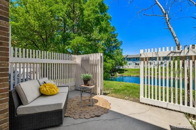 2906 S Parker Court Aurora, CO 80014