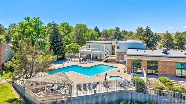 2906 S Parker Court Aurora, CO 80014