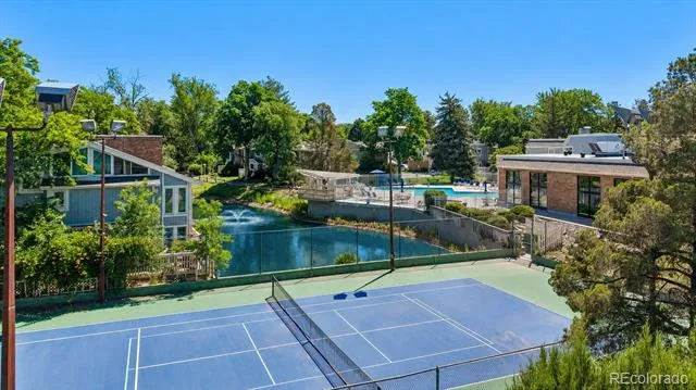 2906 S Parker Court Aurora, CO 80014