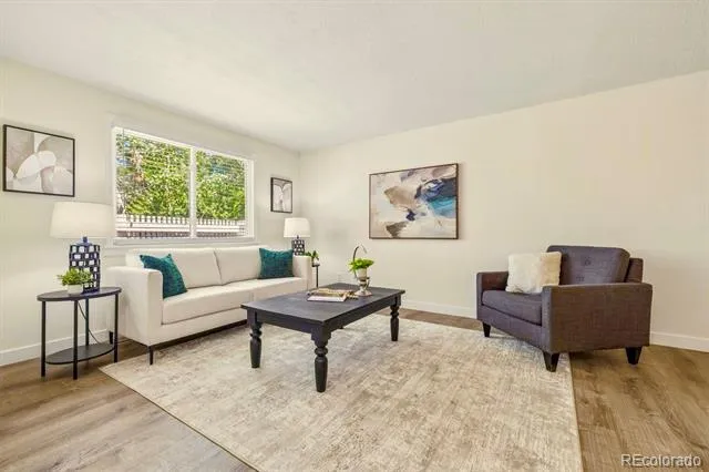 2906 S Parker Court Aurora, CO 80014