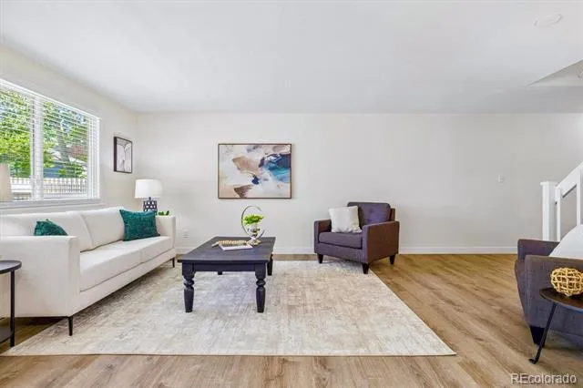 2906 S Parker Court Aurora, CO 80014