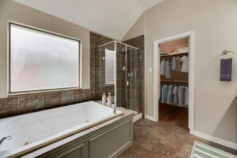 1009 Dancing Waters Avenue Forney, TX 75126