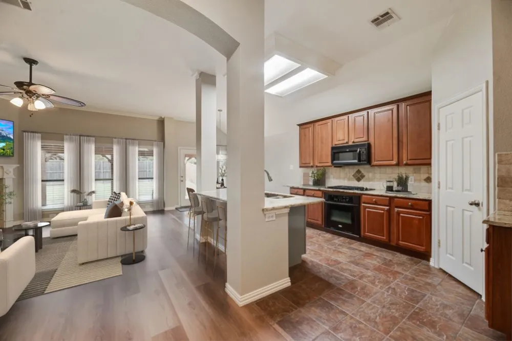 1009 Dancing Waters Avenue Forney, TX 75126