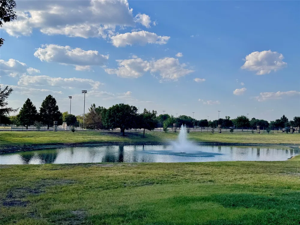 1009 Dancing Waters Avenue Forney, TX 75126