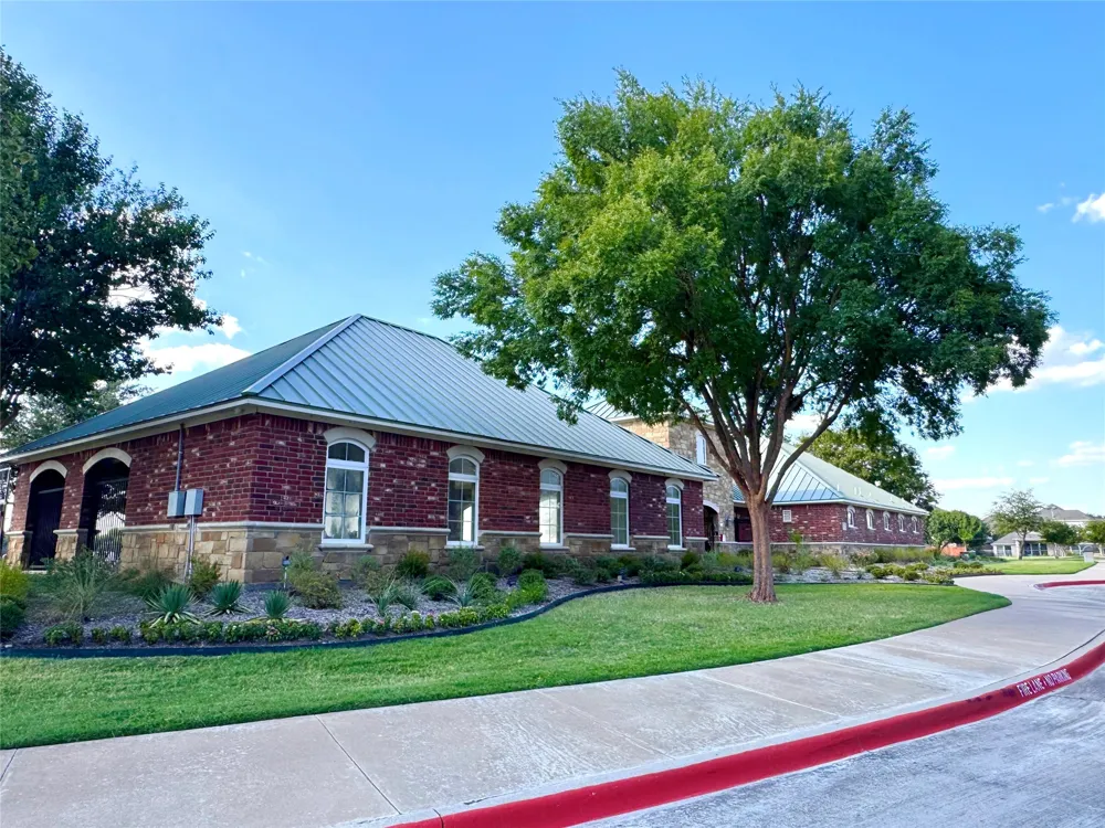 1009 Dancing Waters Avenue Forney, TX 75126