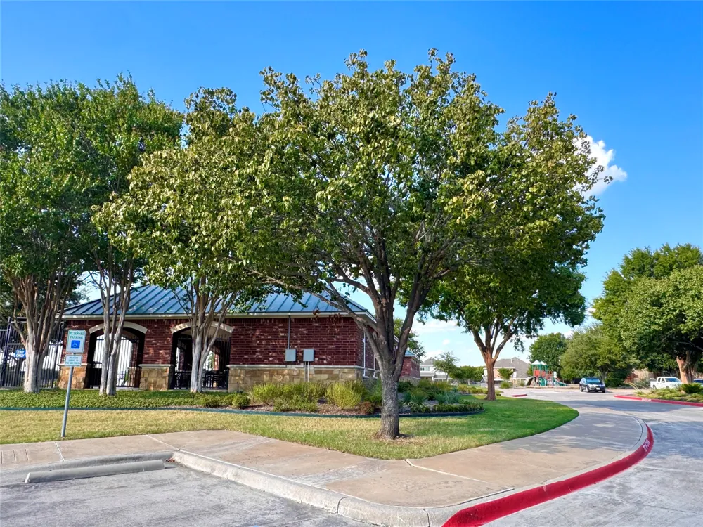 1009 Dancing Waters Avenue Forney, TX 75126