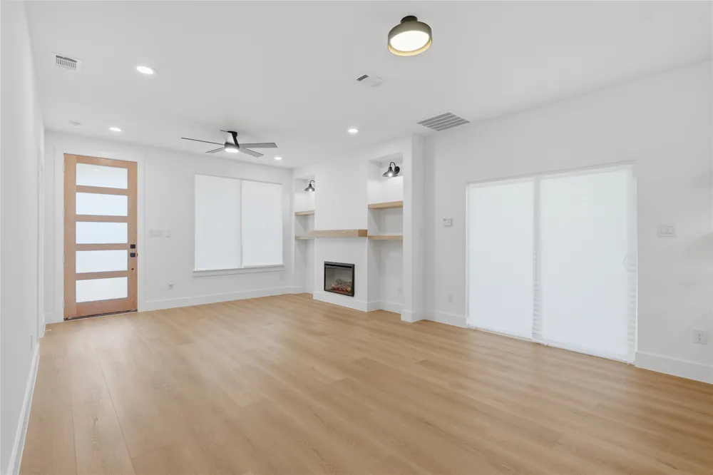 4222 Copeland Street Dallas, TX 75210