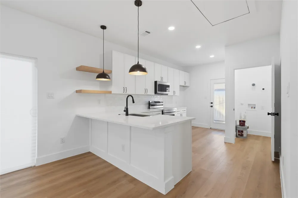 4222 Copeland Street Dallas, TX 75210