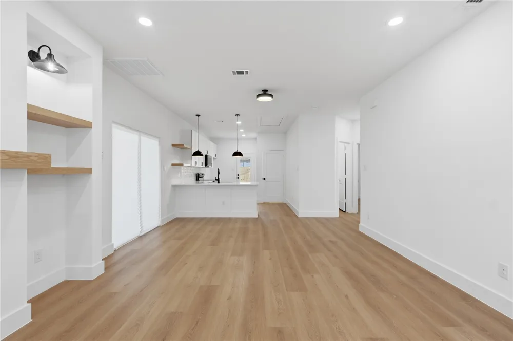 4222 Copeland Street Dallas, TX 75210