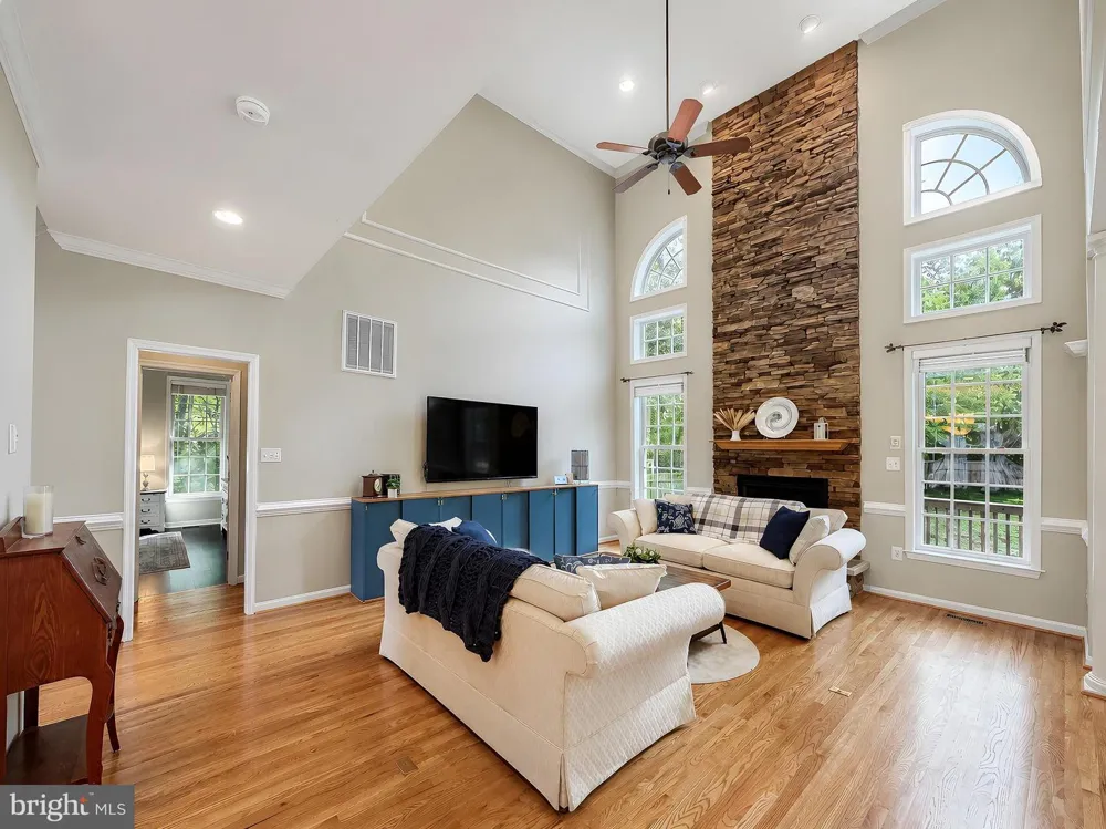 133 W QUAIL LANE La Plata, MD 20646
