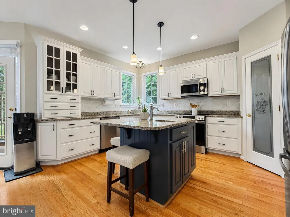 133 W QUAIL LANE La Plata, MD 20646
