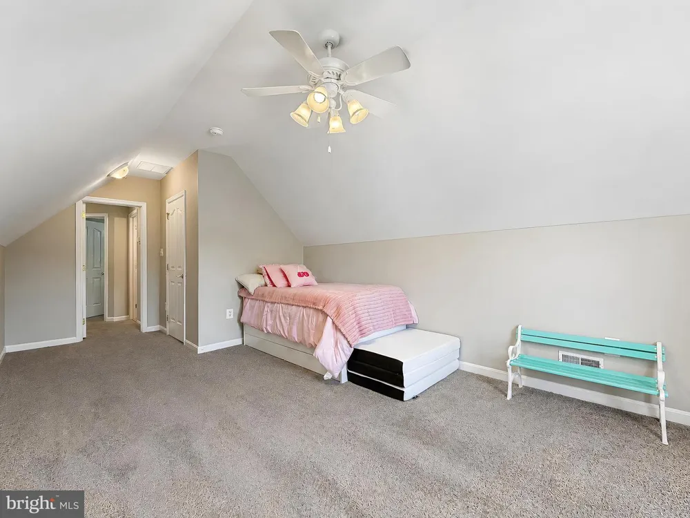 133 W QUAIL LANE La Plata, MD 20646