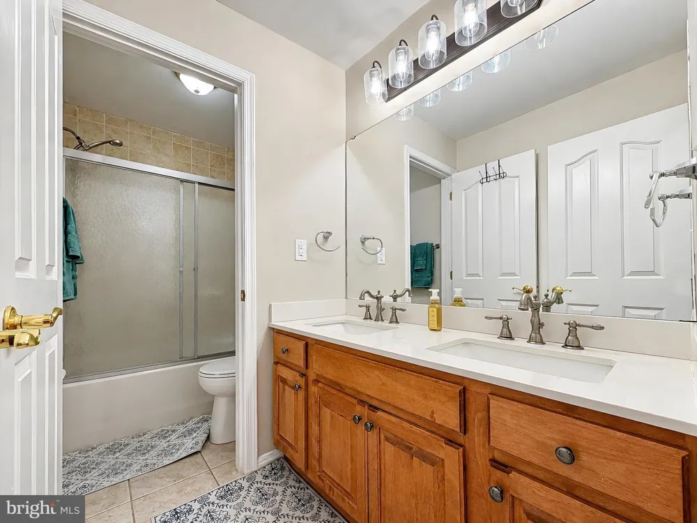 133 W QUAIL LANE La Plata, MD 20646