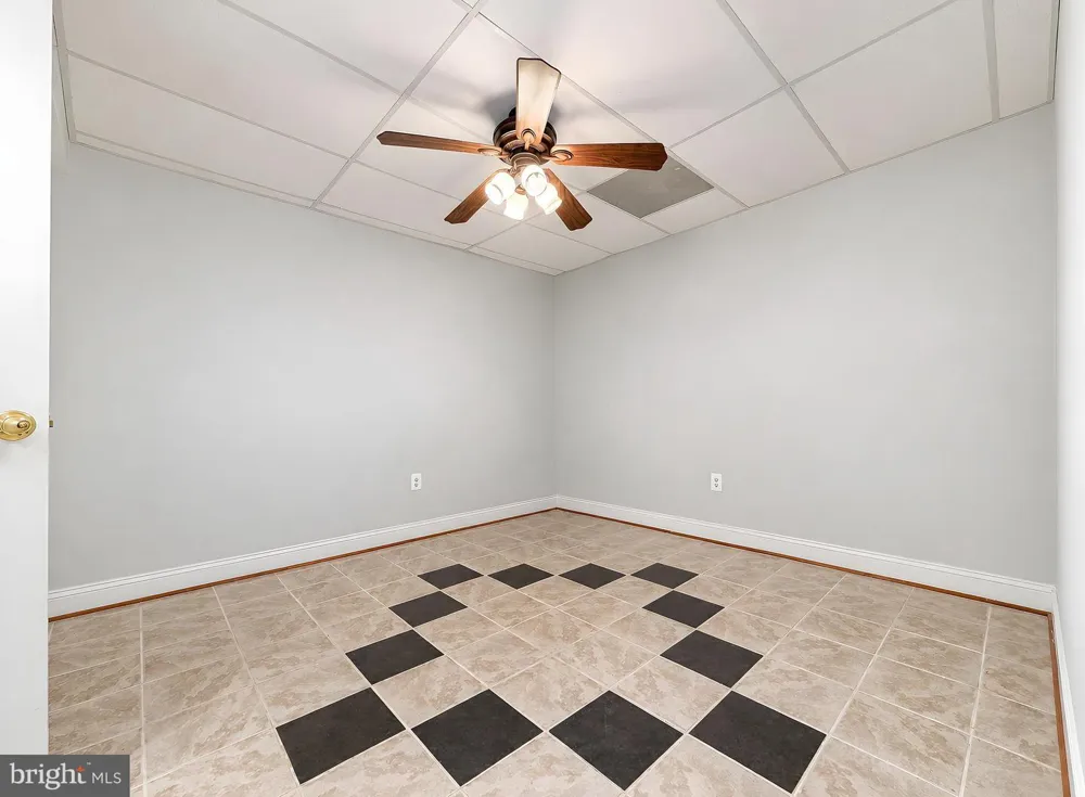 133 W QUAIL LANE La Plata, MD 20646