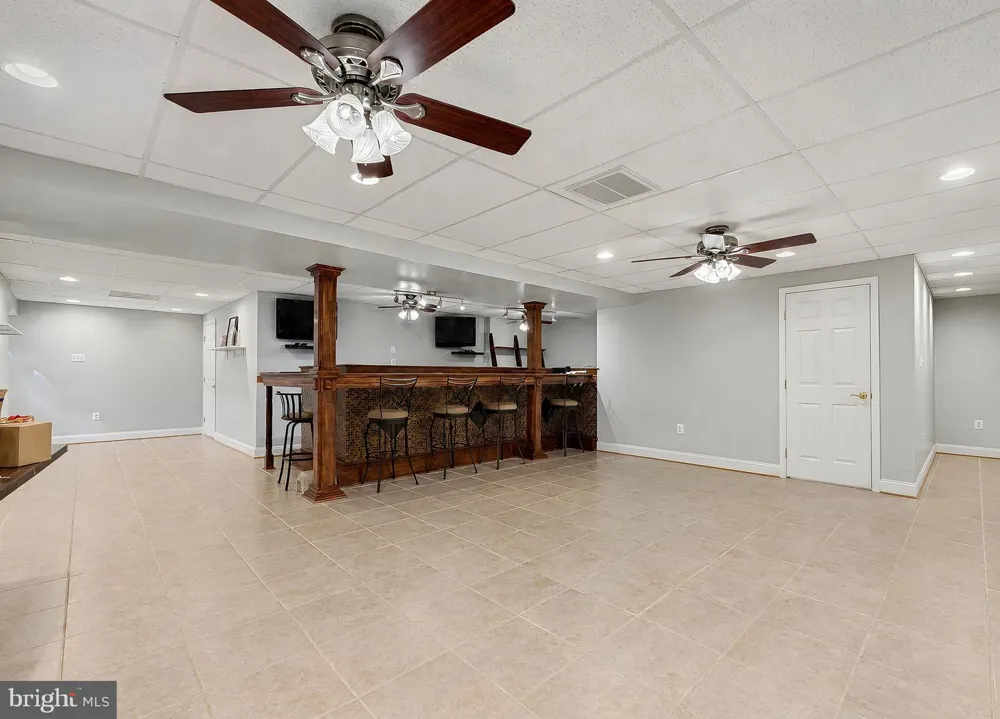 133 W QUAIL LANE La Plata, MD 20646