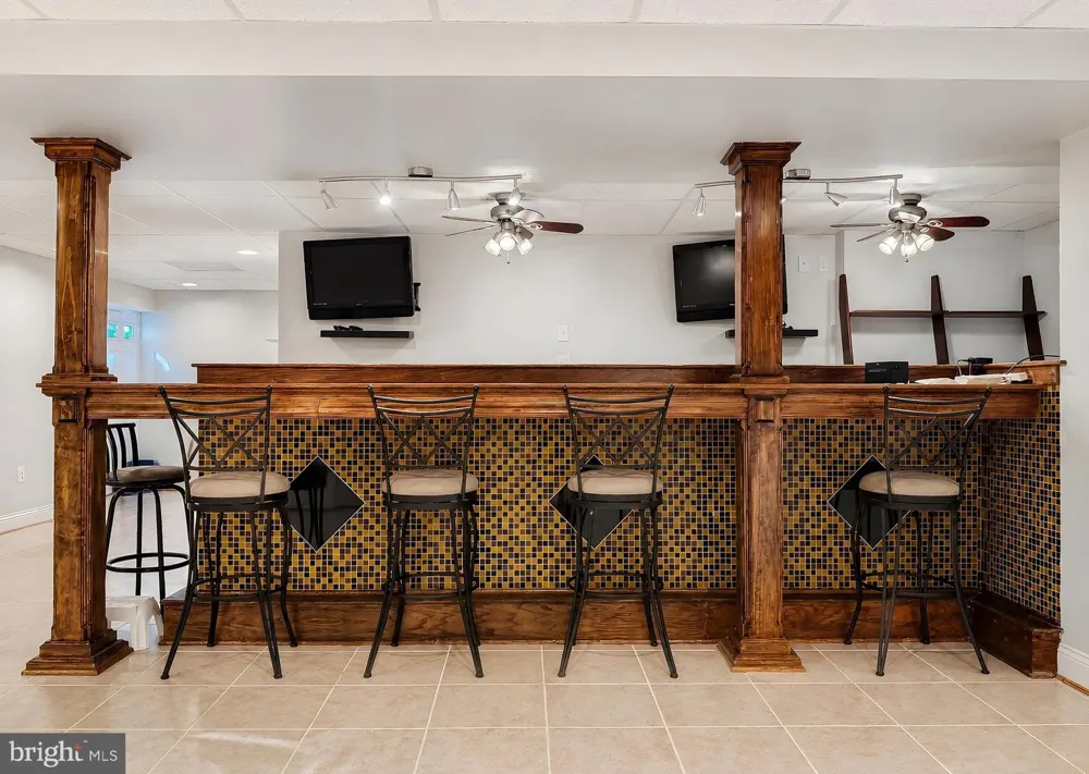 133 W QUAIL LANE La Plata, MD 20646
