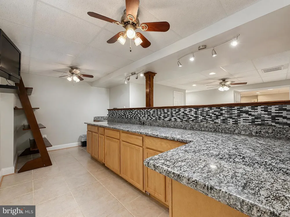 133 W QUAIL LANE La Plata, MD 20646
