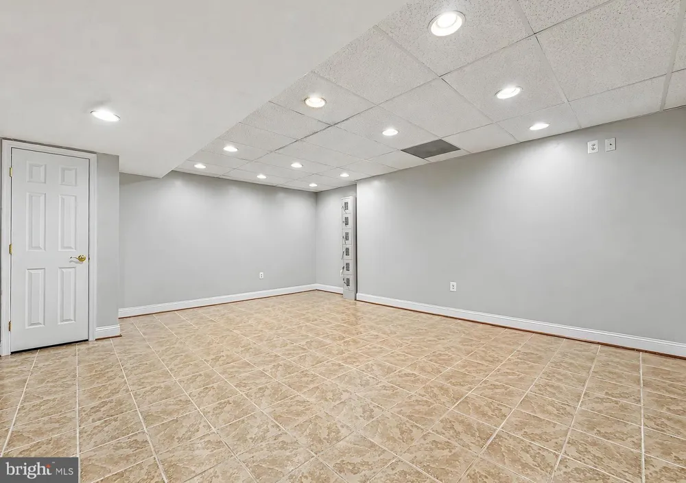 133 W QUAIL LANE La Plata, MD 20646