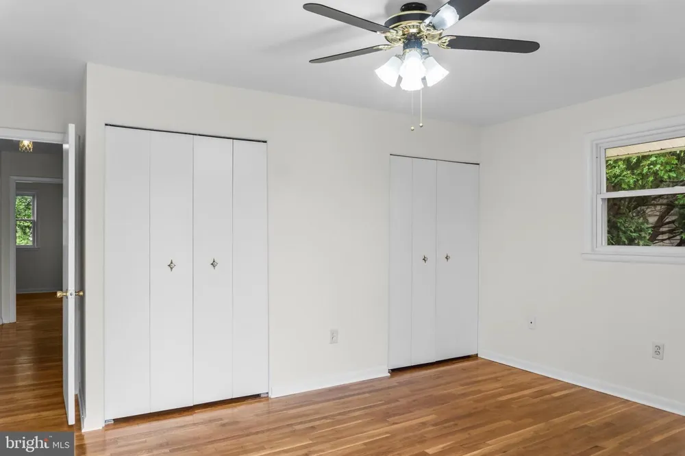 11820 ENID DRIVE Potomac, MD 20854