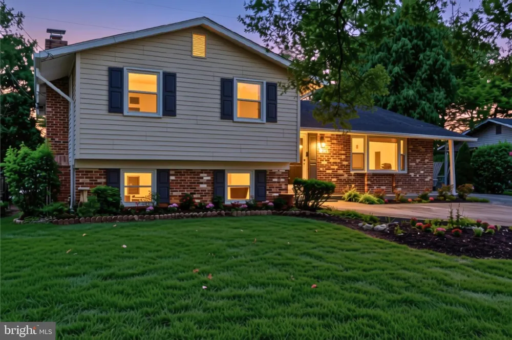 11820 ENID DRIVE Potomac, MD 20854
