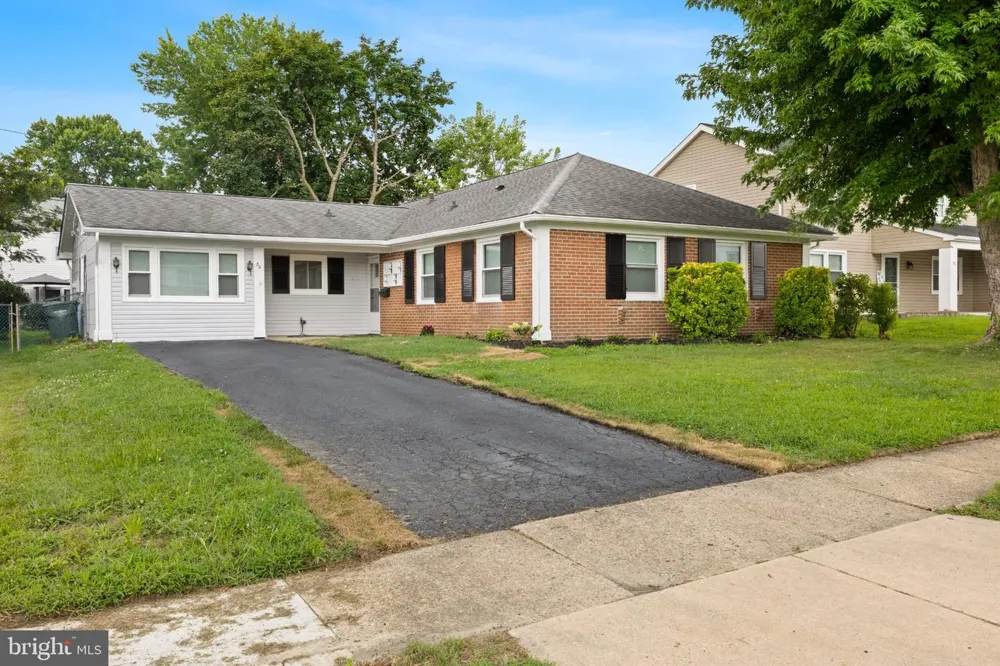 56 MARBORO LANE Willingboro, NJ 08046