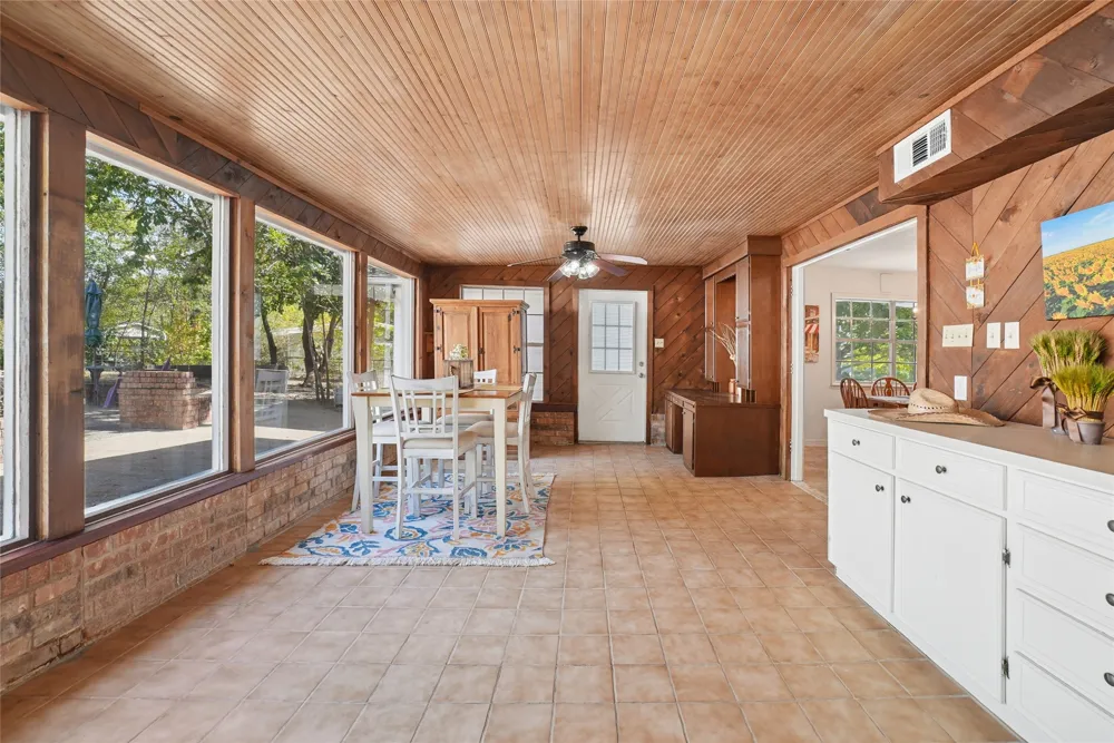 1938 Vz County Road 2309 Road Canton, TX 75103