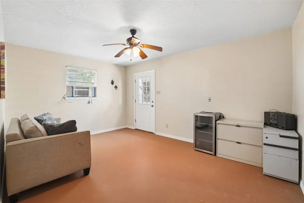 1938 Vz County Road 2309 Road Canton, TX 75103