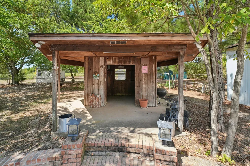 1938 Vz County Road 2309 Road Canton, TX 75103