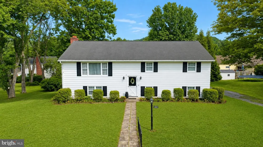 2311 MACLAY AVENUE Huntingdon, PA 16652