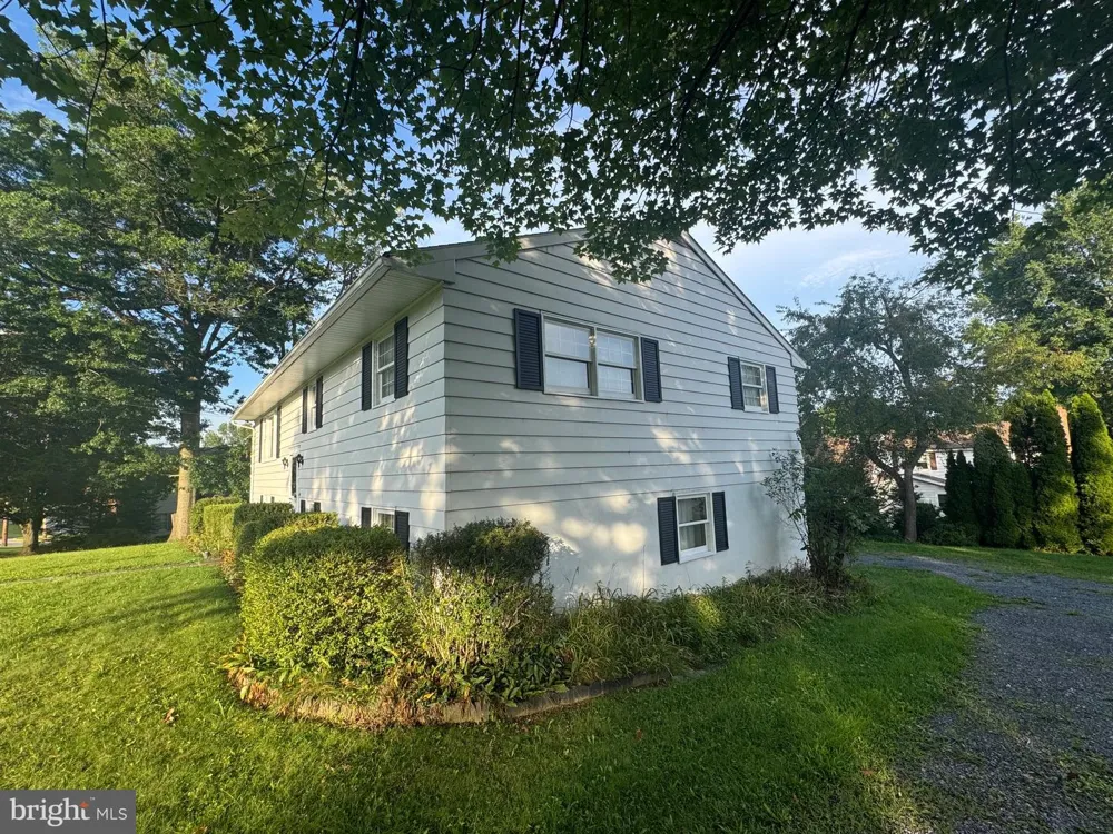 2311 MACLAY AVENUE Huntingdon, PA 16652