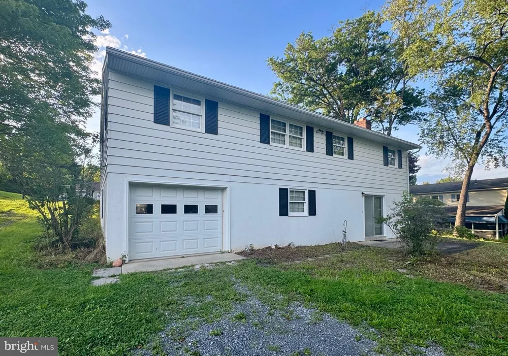 2311 MACLAY AVENUE Huntingdon, PA 16652