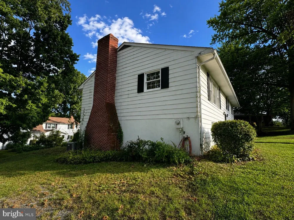 2311 MACLAY AVENUE Huntingdon, PA 16652