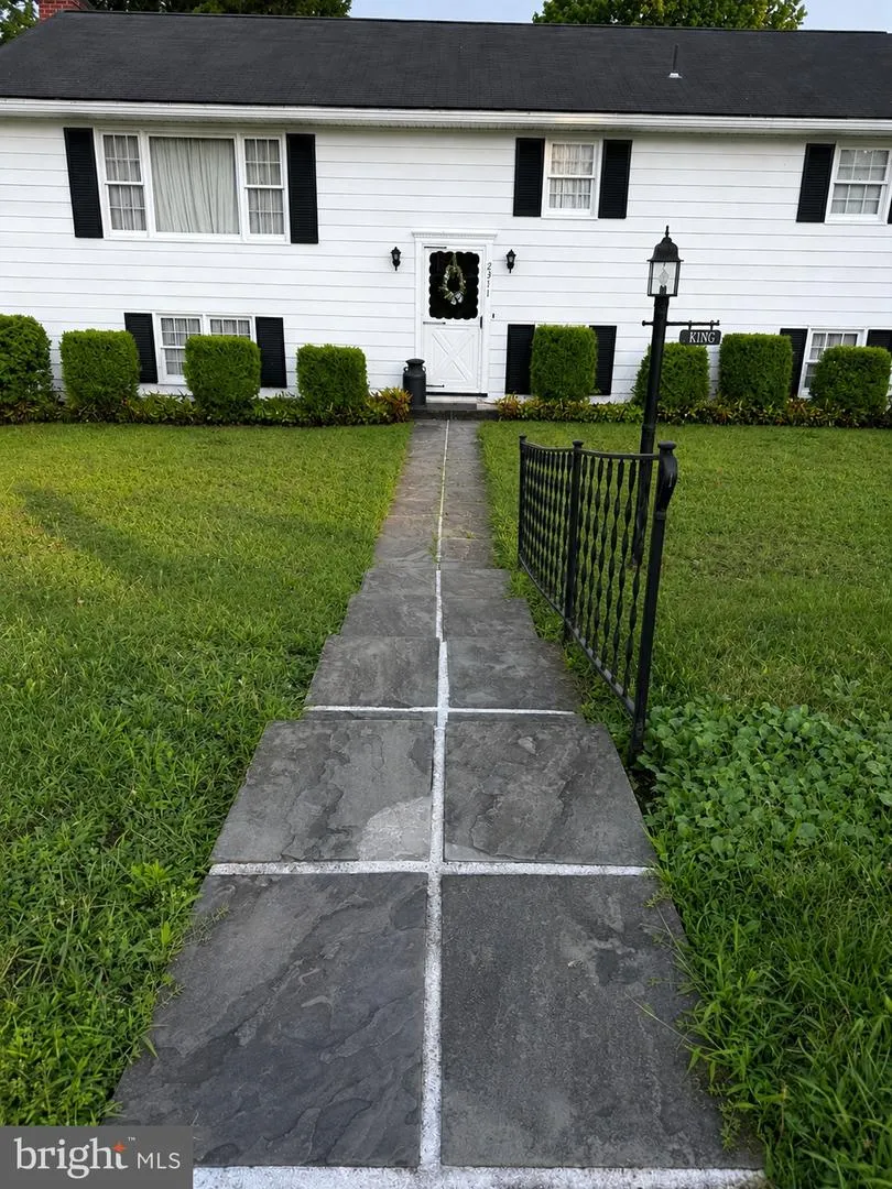 2311 MACLAY AVENUE Huntingdon, PA 16652