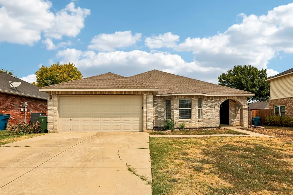 324 Marshall Creek Road Roanoke, TX 76262