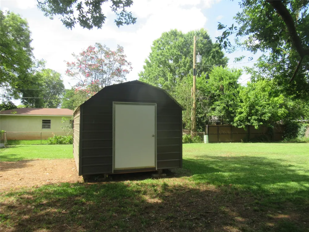 2513 Rosedale Place Bossier City, LA 71111
