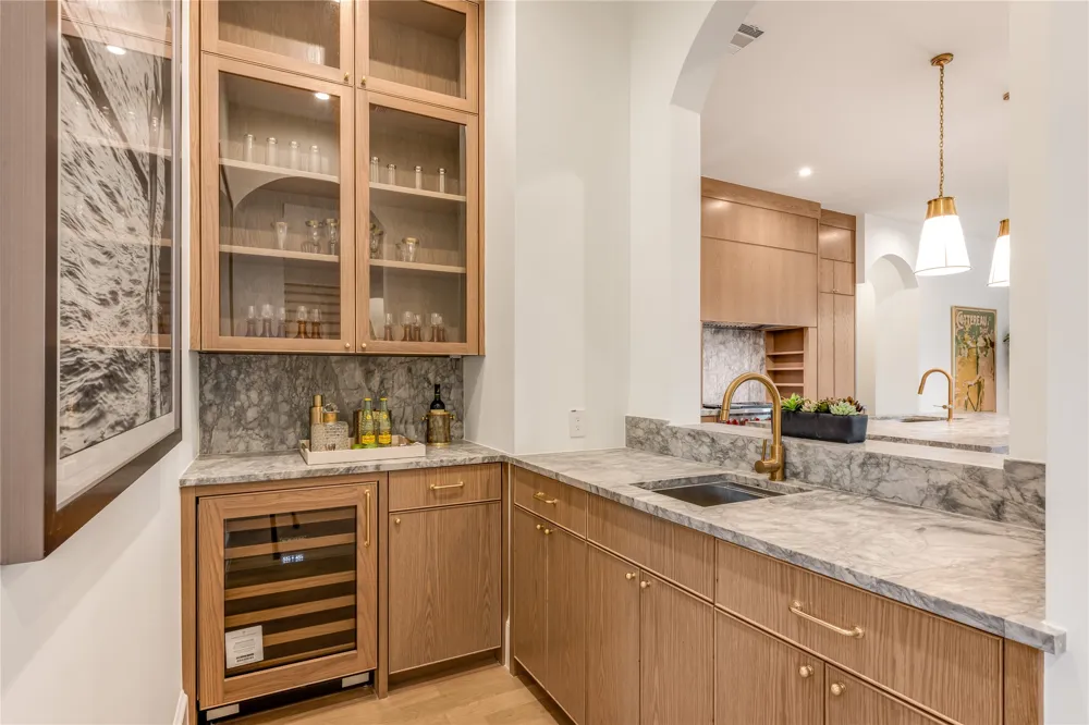 4125 Highgrove Drive Dallas, TX 75220