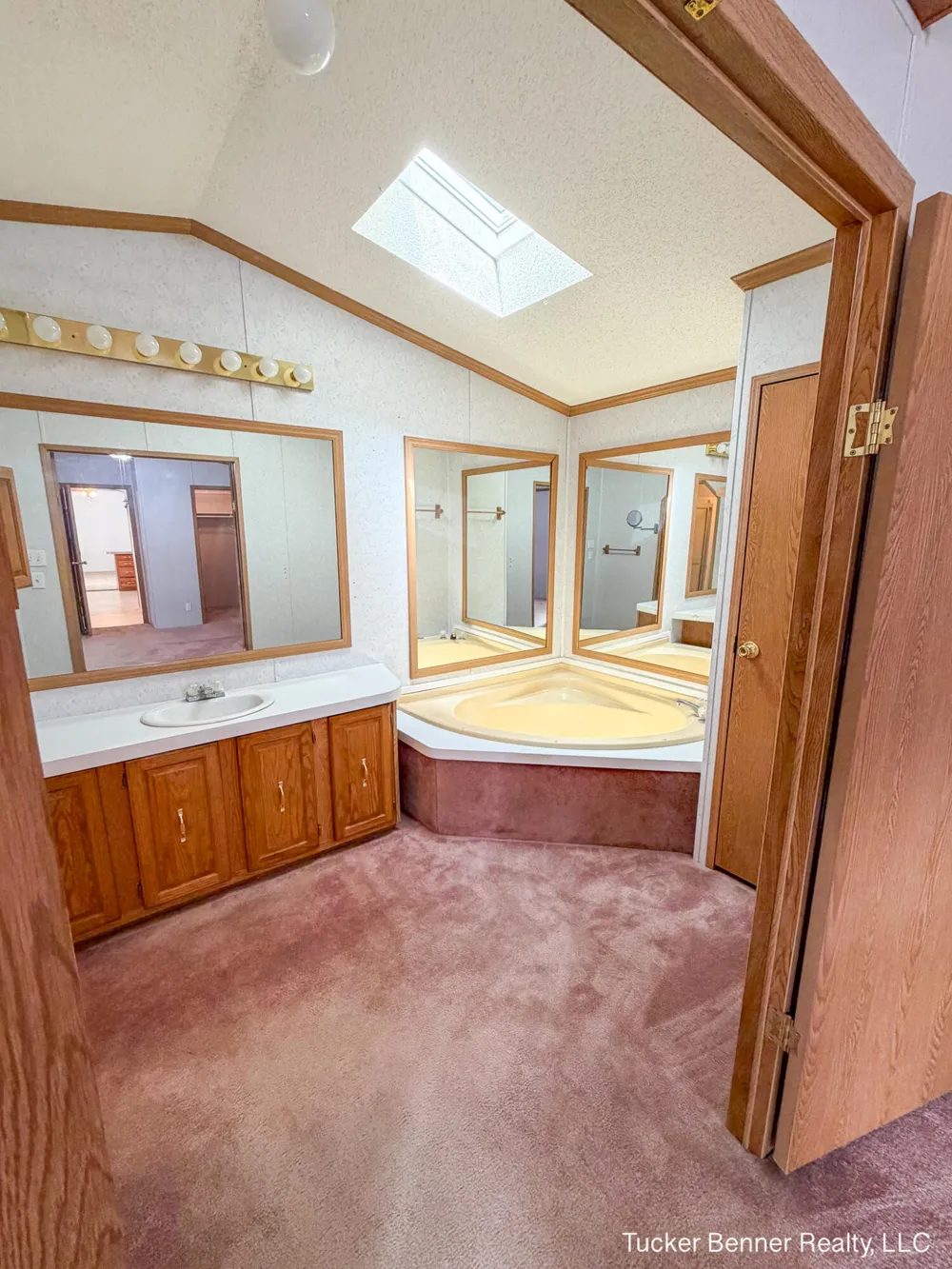 5048 Valentine Street Egelston Township, MI 49442