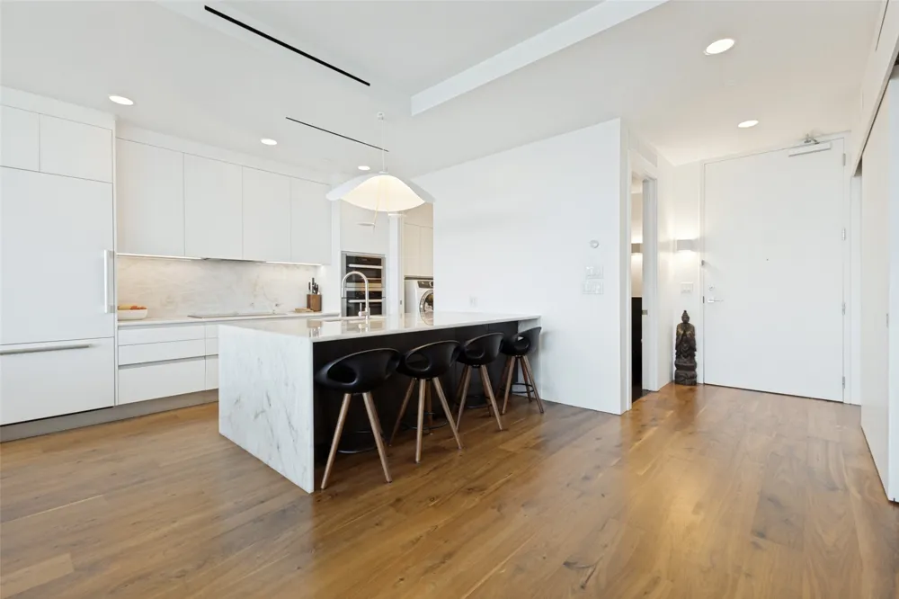 3130 Harwood Street #2305 Dallas, TX 75201