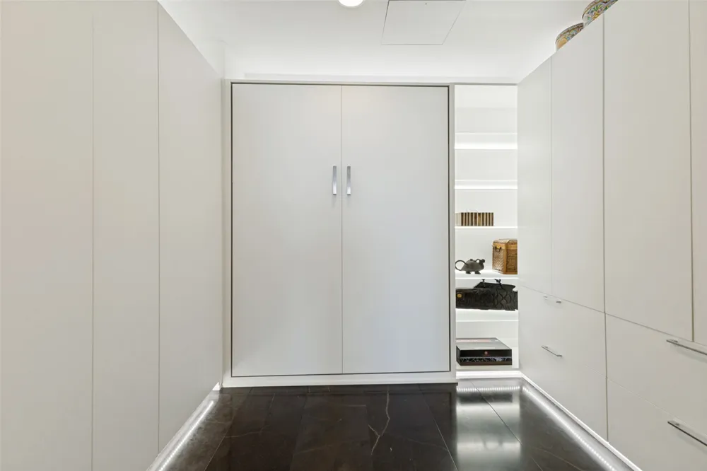 3130 Harwood Street #2305 Dallas, TX 75201
