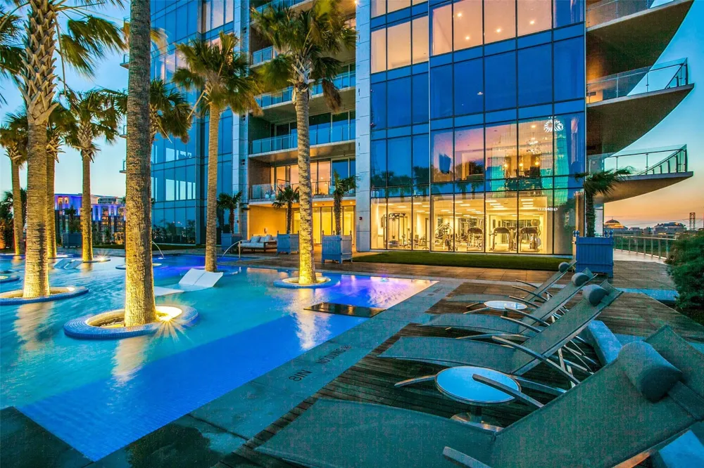3130 Harwood Street #2305 Dallas, TX 75201