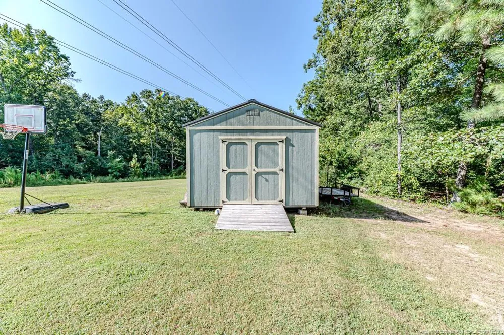 181 Greenwich Drive Sanford, NC 27330