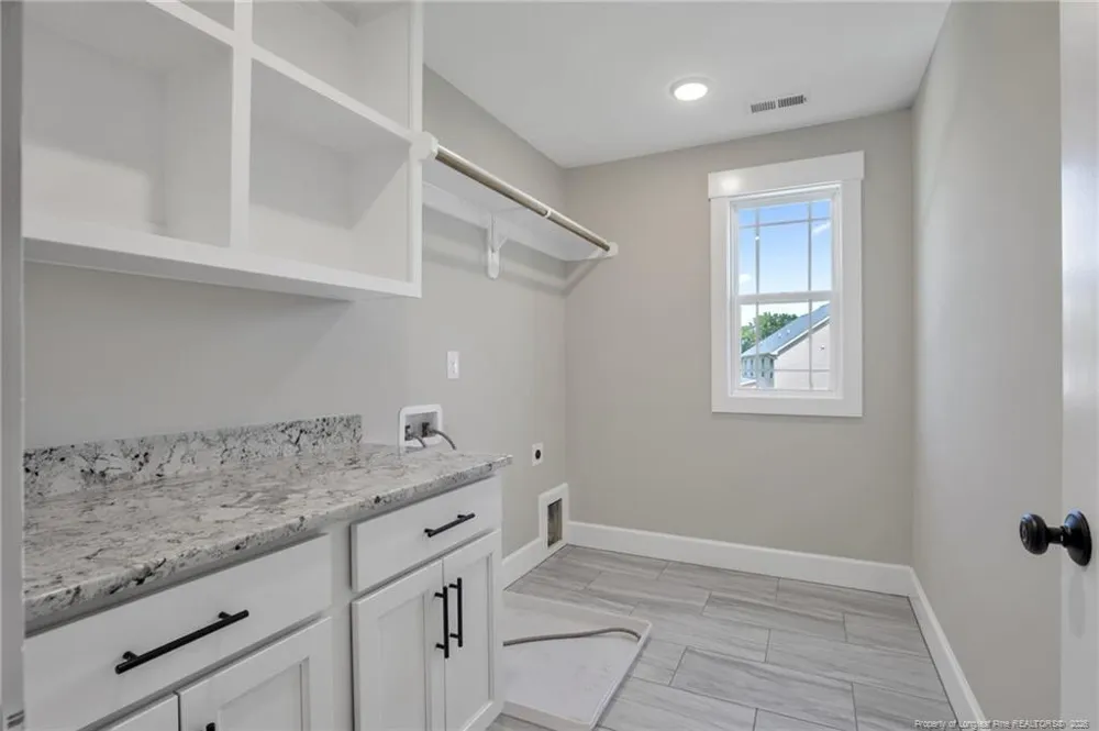 105 Hampshire Courts Four Oaks, NC 27524