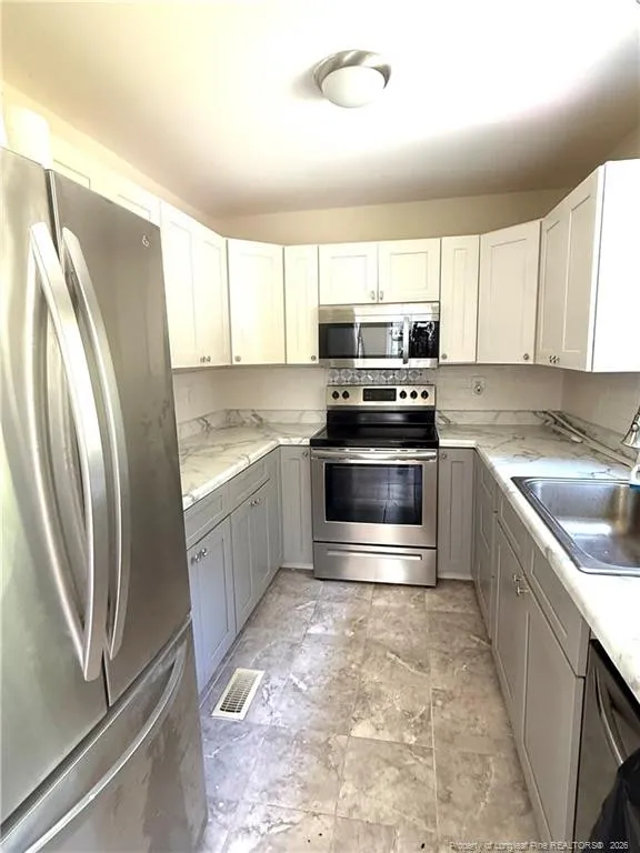 2499 Bay Forest Drive Eastover, NC 28312