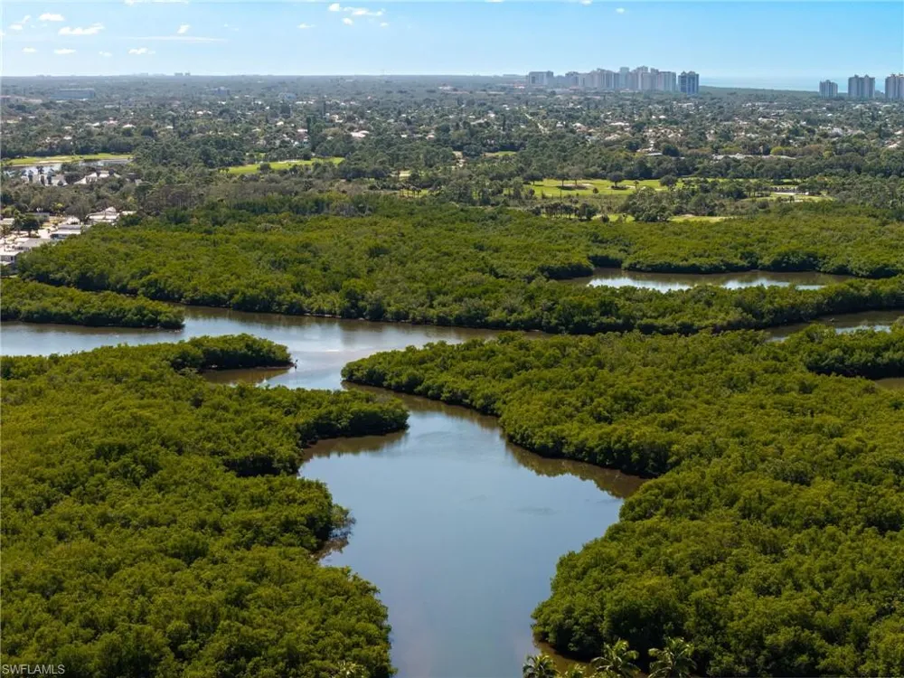 1294 Venetian Way Naples, FL 34110