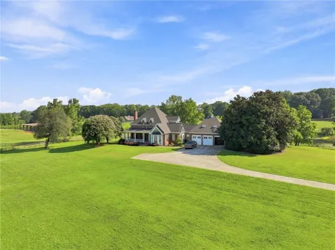 329 Willow Lakes Lane