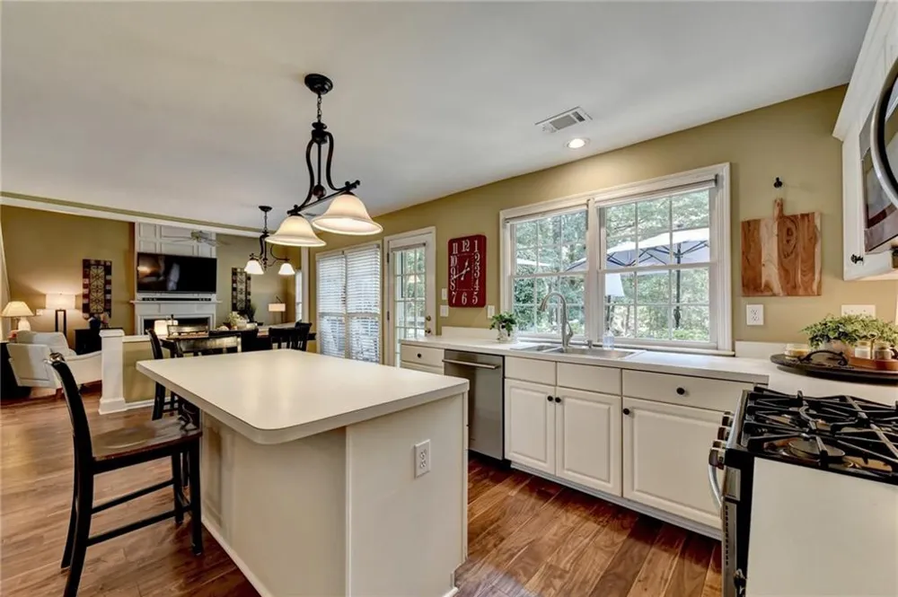 220 Ganton Court Johns Creek, GA 30097